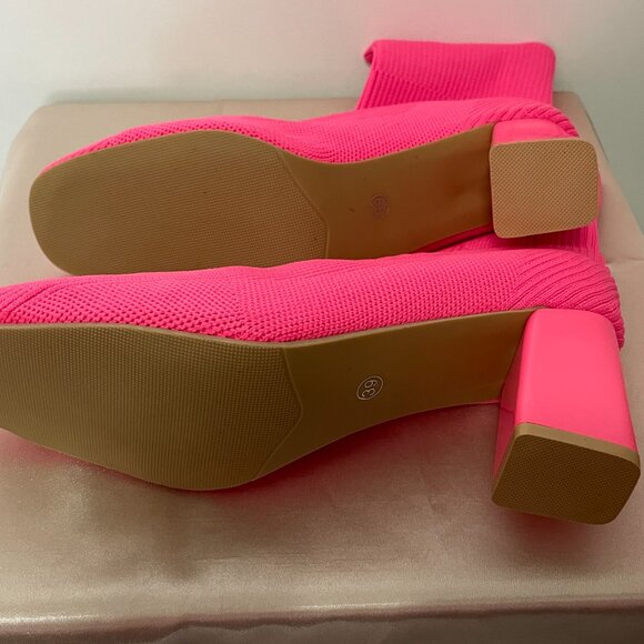 NWOT Barbie Pink Knit Stretch Ankle Boots Size 8.5/9 EU 39 - Picture 6 of 8
